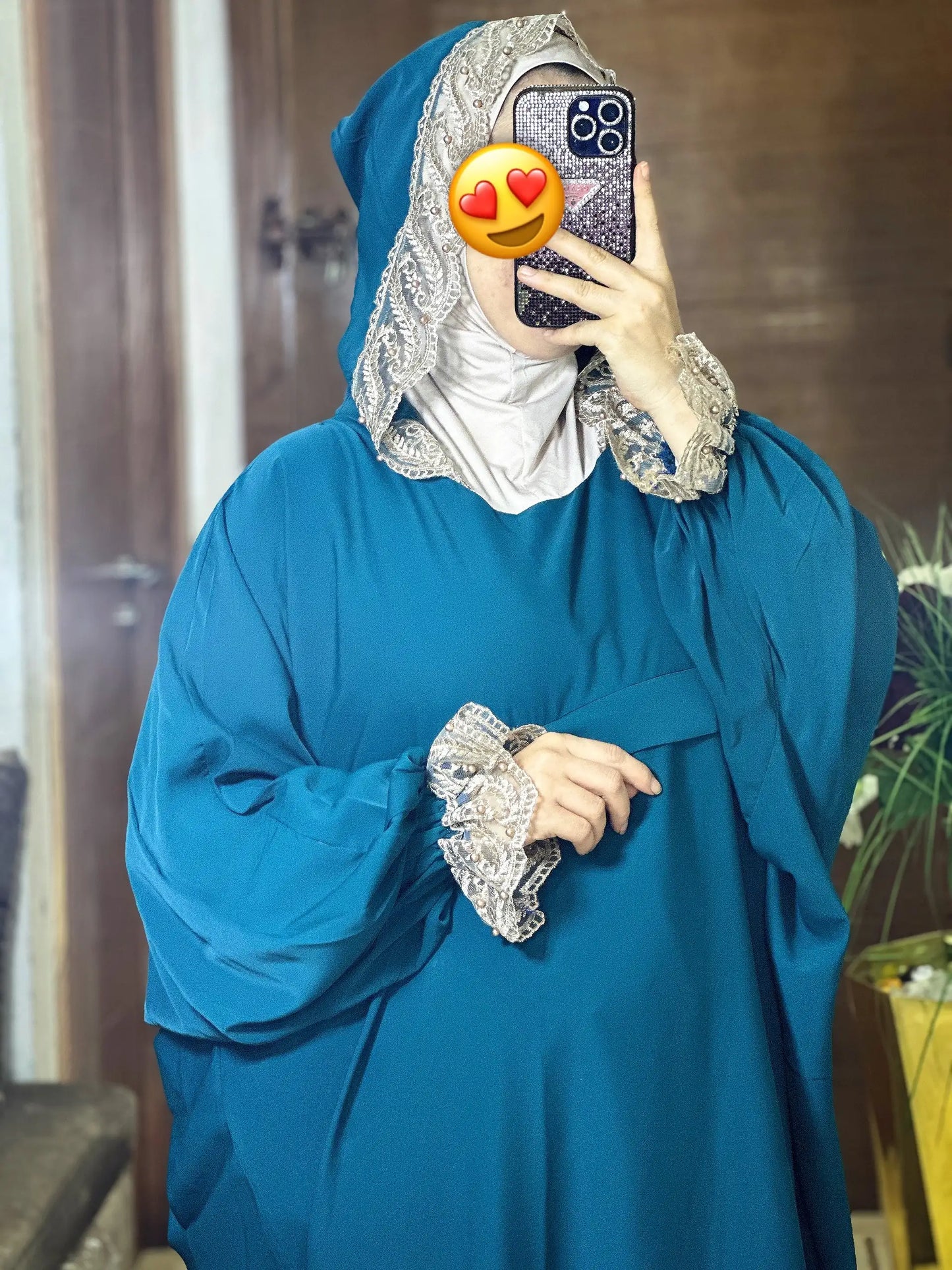 عبايات الصلاة إسدال