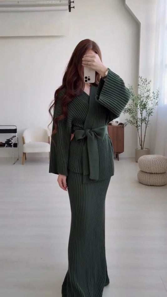 طقم تريكو من قطعتين